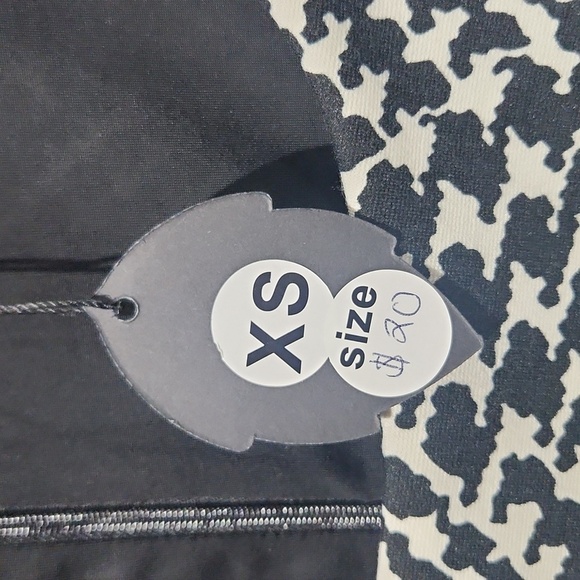 Victoria's Secret Black and White Dress Size 2 - Picture 4 of 8